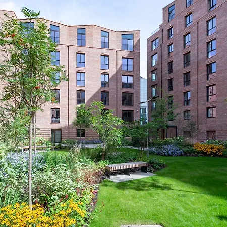 Luxury 2 Bedroom With Free Parking In The Heart Of York