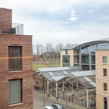 Luxury 2 Bedroom With Free Parking In The Heart Of York